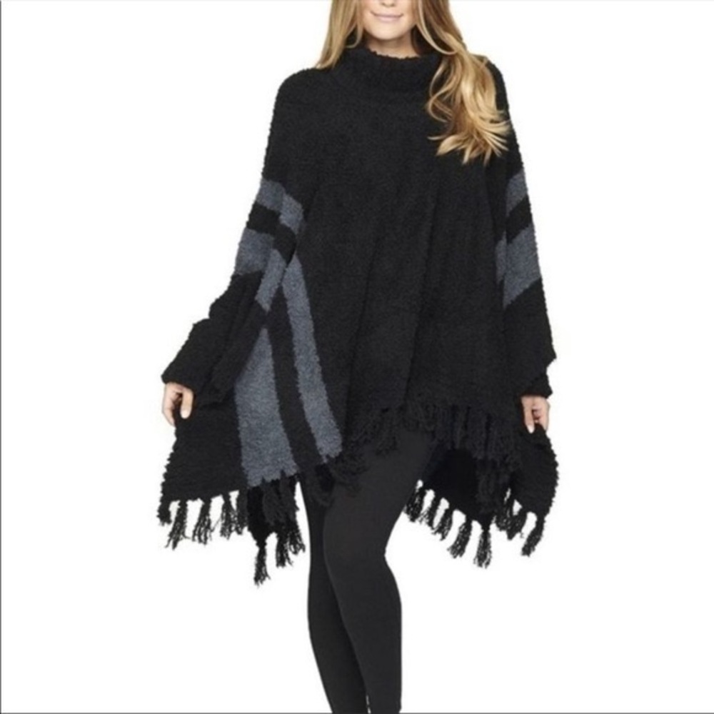 Barefoot dreams black & grey beach fringe poncho